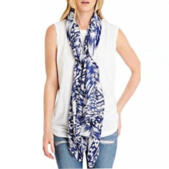 Michael Stars | Ruana Pattern Convertible Coverup - Picture 5 of 8